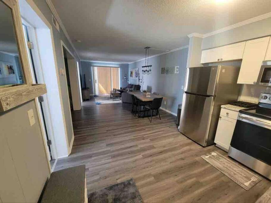 2022 Renovated 2-Bdrm Cozy, Lovely Condo W/Parking! Hilton Head Island Εξωτερικό φωτογραφία