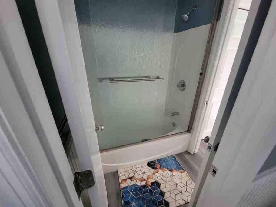 2022 Renovated 2-Bdrm Cozy, Lovely Condo W/Parking! Hilton Head Island Εξωτερικό φωτογραφία