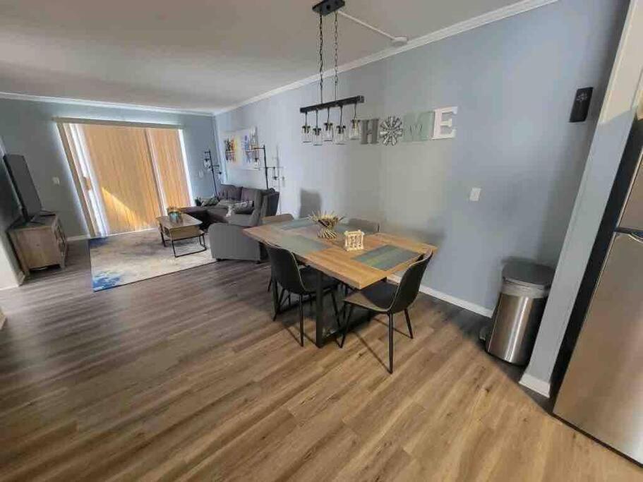 2022 Renovated 2-Bdrm Cozy, Lovely Condo W/Parking! Hilton Head Island Εξωτερικό φωτογραφία