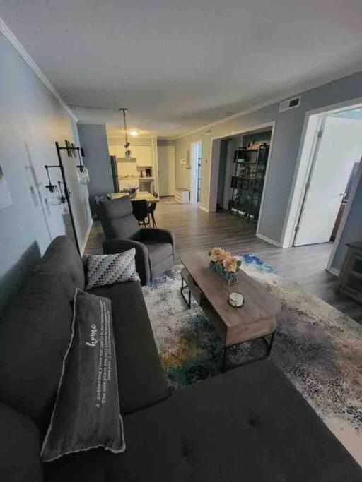 2022 Renovated 2-Bdrm Cozy, Lovely Condo W/Parking! Hilton Head Island Εξωτερικό φωτογραφία