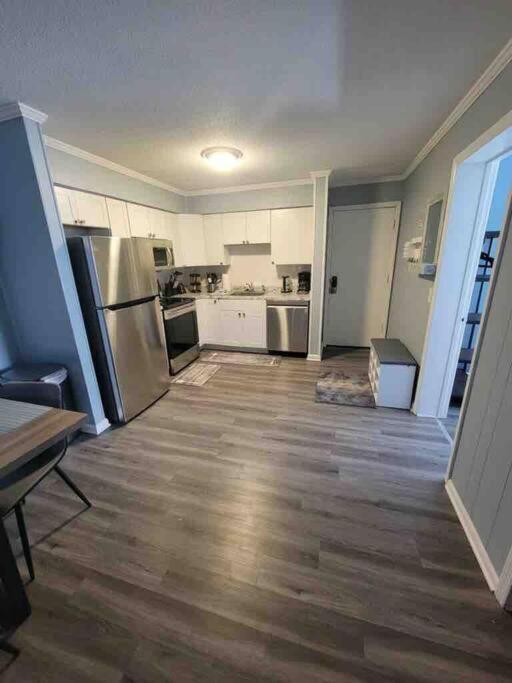 2022 Renovated 2-Bdrm Cozy, Lovely Condo W/Parking! Hilton Head Island Εξωτερικό φωτογραφία