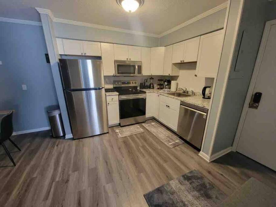 2022 Renovated 2-Bdrm Cozy, Lovely Condo W/Parking! Hilton Head Island Εξωτερικό φωτογραφία