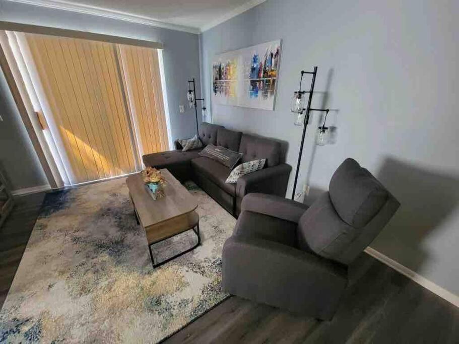 2022 Renovated 2-Bdrm Cozy, Lovely Condo W/Parking! Hilton Head Island Εξωτερικό φωτογραφία